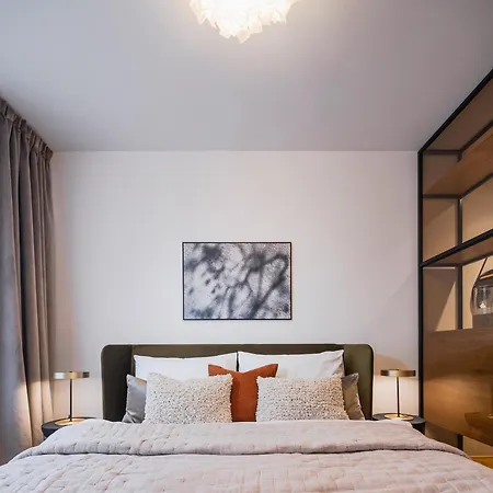 My Second - Lucemburska 16, 39 Apartman *